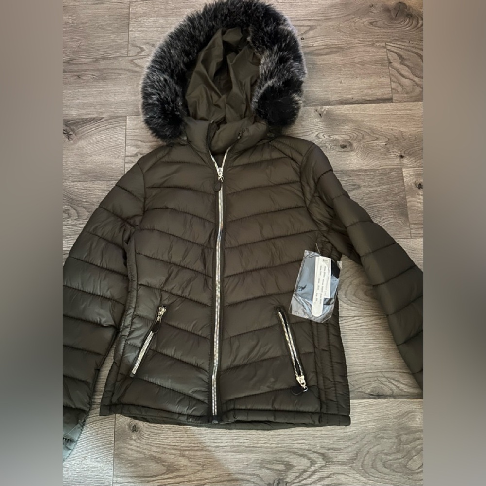 New with tags - size medium- warm winter jackett